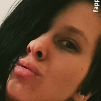 alittlebitpsycho98 Nude