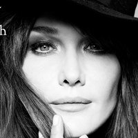 Carla Bruni Nude