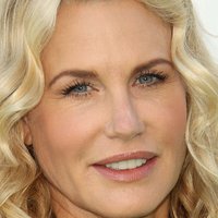 Daryl Hannah Nude