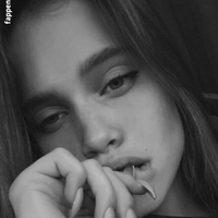 Ecsodia Nude