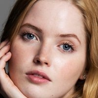 Ellie Bamber Nude