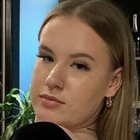 Ellie Nude