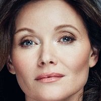 Essie Davis Nude
