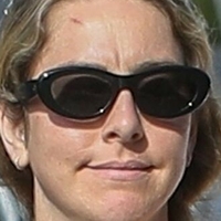 Este Haim Nude
