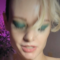 Henna Nueller Nude
