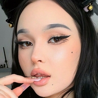 IntentlyRecent Nude