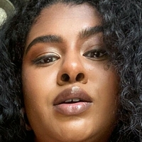 justomi Nude