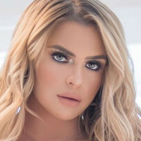 Katie Valentine Nude