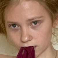 larameans Nude