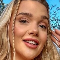Lucy Dawson Nude