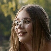lucylaistner Nude