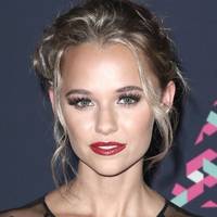 Madison Iseman Nude