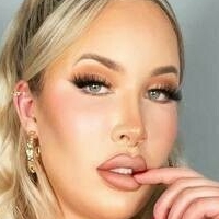 naomi4free_closed Nude