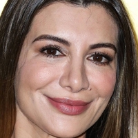 Nasim Pedrad Nude
