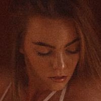 Nina Emilia Nude
