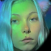 strwbrr Nude