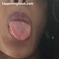 TS Lola Malone Nude
